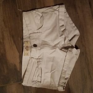 White Hollister shorts size 1